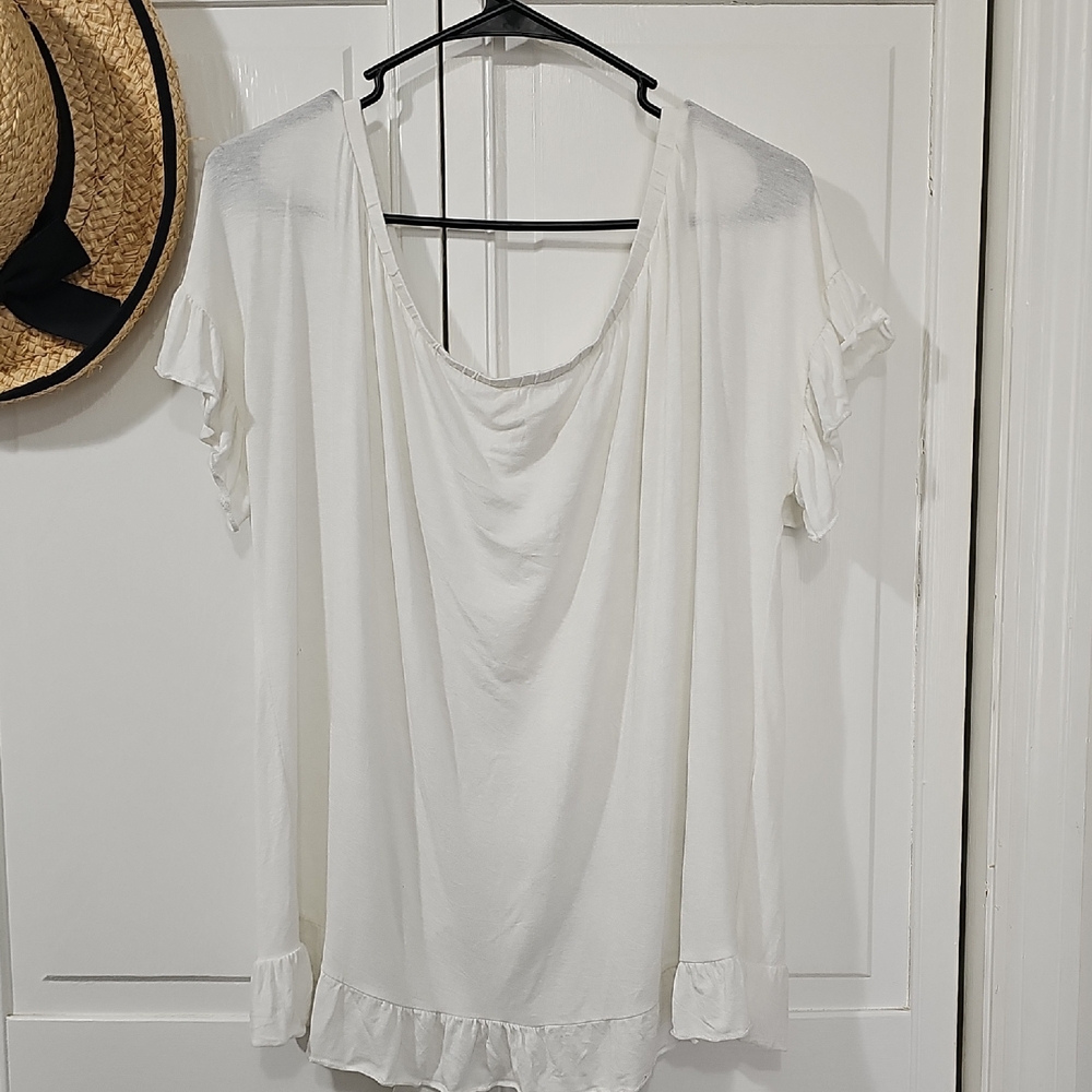Fantastic Fawn White Ruffle Sleeve Tee